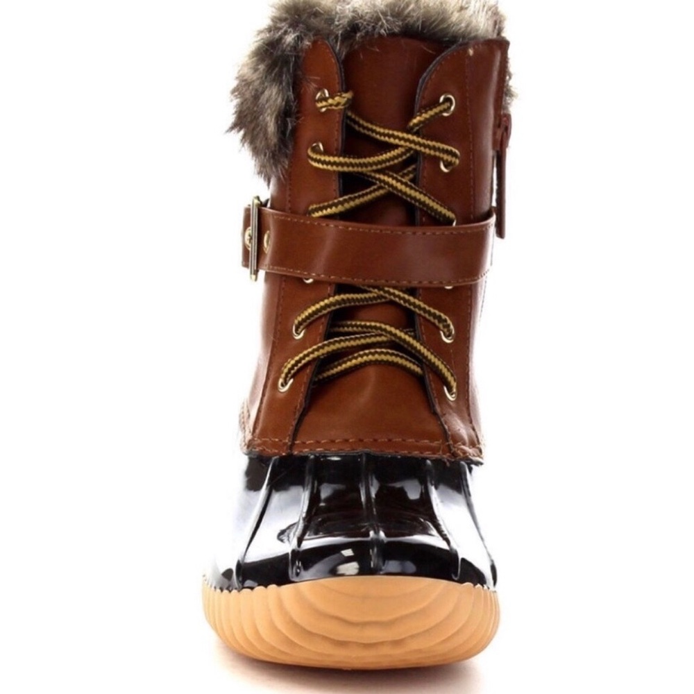 Vegan Fur Duck Boots - Picture 2 of 3